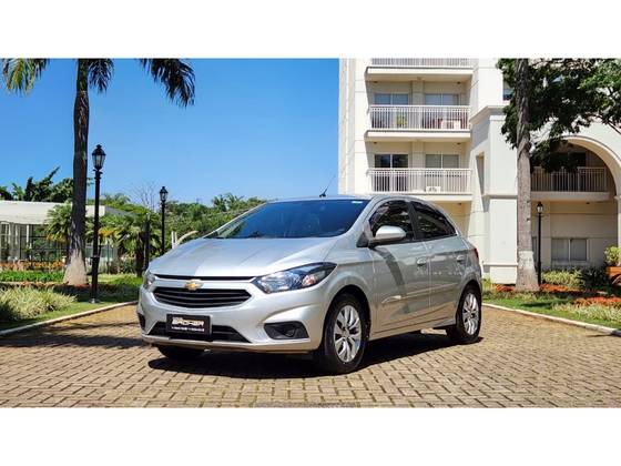 CHEVROLET ONIX 1.4 MPFI LT 8V FLEX 4P AUTOMÁTICO